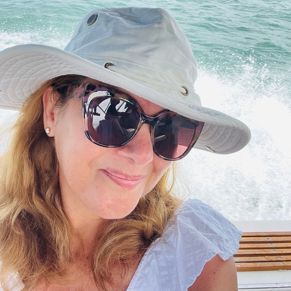 Meet your Posher, Luciana - Picture 12 of 15